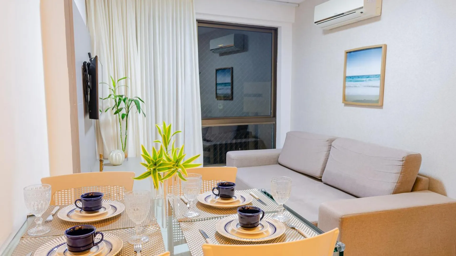 Apartamento, Vista Mar, Praia De Boa Viagem, Hospedes Exigentes! location